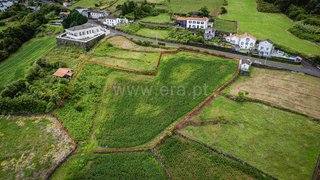 Land for sale in São Roque do Pico, Portugal — €89,000