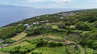 Land for sale in Lajes do Pico, Portugal — €74,000