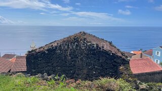 Land for sale in Lajes do Pico, Portugal — €59,000