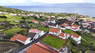 Land for sale in São Roque do Pico, Portugal — €37,000