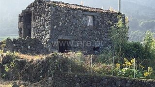 Land for sale in São Roque do Pico, Portugal — €108,000