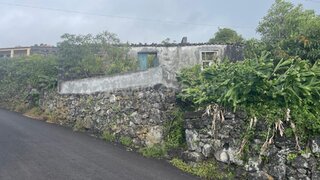 Land for sale in Madalena, Portugal — €87,000