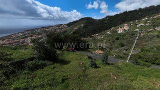 Land for sale in Santa Cruz, Portugal — €215,000
