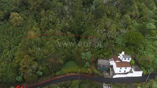 Terreno em Lajes do Pico