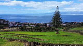 Land for sale in São Roque do Pico, Portugal — €95,000