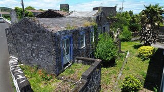 Land for sale in Lajes do Pico, Portugal — €80,000