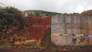 Land for sale in Santa Cruz, Portugal — €49,500