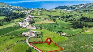 Land for sale in Povoação, Portugal — €71,000