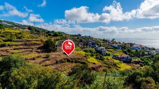 Land for sale in Santa Cruz, Portugal — €120,000