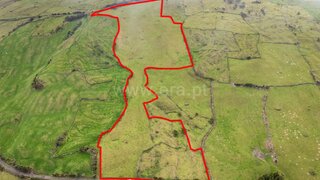 Land for sale in Lajes do Pico, Portugal — €220,000