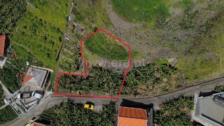 Land for sale in Ponta do Sol, Portugal — €100,000