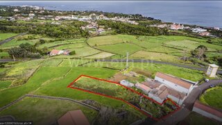 Land for sale in São Roque do Pico, Portugal — €34,000