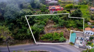 Land for sale in Santa Cruz, Portugal — €85,000