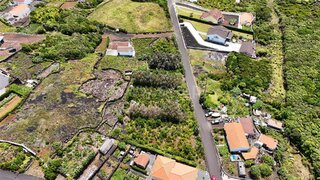 Land for sale in Lajes do Pico, Portugal — €64,000