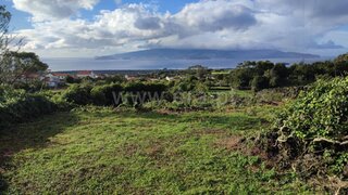 Land for sale in Madalena, Portugal — €37,000