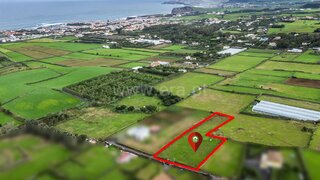Land for sale in Ribeira Grande, Portugal — €185,000