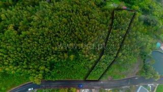 Land for sale in Santa Cruz, Portugal — €65,000