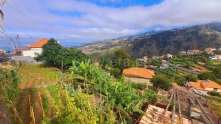 Land for sale in Ribeira Brava, Portugal — €110,000