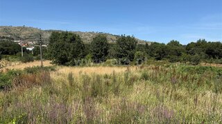 Terreno de 850 m² em Guarda