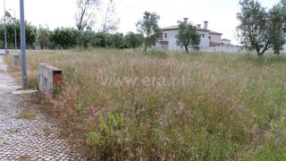 Terreno para venda em Ourém, Portugal — 63 000 €