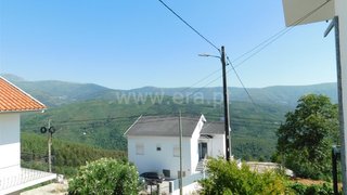 Land for sale in Seia, Portugal — €22,000