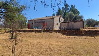 Land for sale in Covilhã, Portugal — €58,000