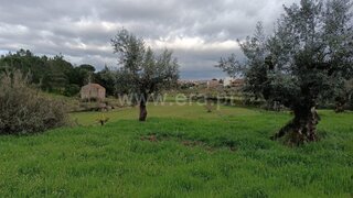 Land for sale in Seia, Portugal — €70,000