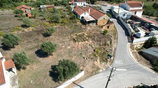 Land for sale in Ourém, Portugal — €25,000