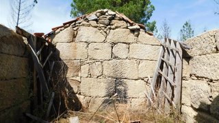 Land for sale in Seia, Portugal — €27,000
