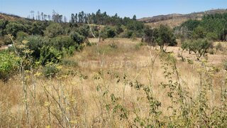 Land for sale in Covilhã, Portugal — €8,950
