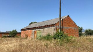 Land for sale in Fundão, Portugal — €68,000