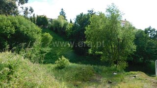 Land for sale in Seia, Portugal — €35,000