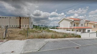 Land for sale in Covilhã, Portugal — €65,000