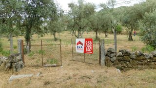Land for sale in Seia, Portugal — €18,500