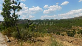 Land for sale in Covilhã, Portugal — €36,500