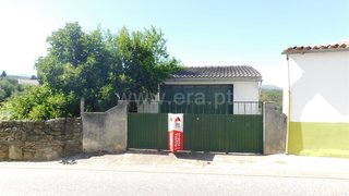 Land for sale in Covilhã, Portugal — €26,500