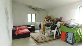 Land for sale in Seia, Portugal — €49,000