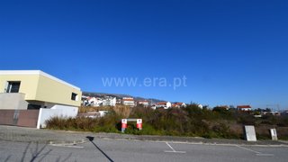 Land for sale in Covilhã, Portugal — €64,000