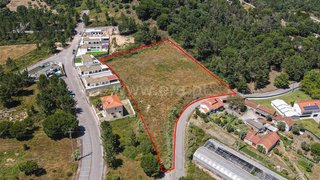 Land for sale in Ourém, Portugal — €100,000