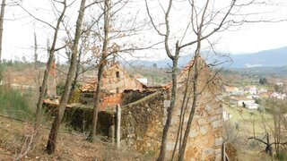 Land for sale in Seia, Portugal — €56,000