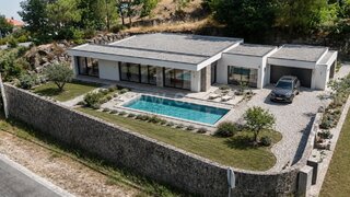 Land for sale in Gouveia, Portugal — €39,000