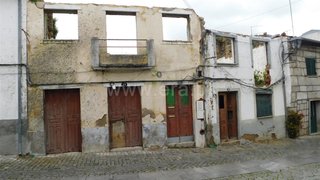 Land for sale in Fundão, Portugal — €300,000