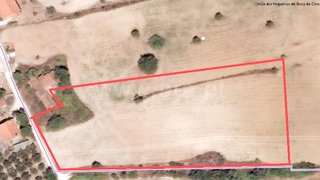 Terreno de 6190 m² em Santarém