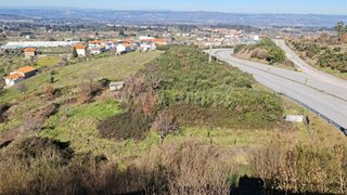 Land for sale in Gouveia, Portugal — €22,500