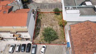 Land for sale in Ourém, Portugal — €189,000