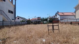 Land for sale in Sesimbra, Portugal — €76,500