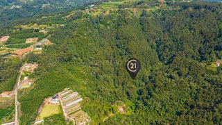 Land for sale in Santa Cruz, Portugal — €66,000