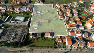 Terreno de 25 486 m² em Bragança