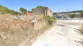 Land for sale in Loures, Portugal — €135,000