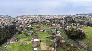 Land for sale in Calheta (Madeira), Portugal — €140,000